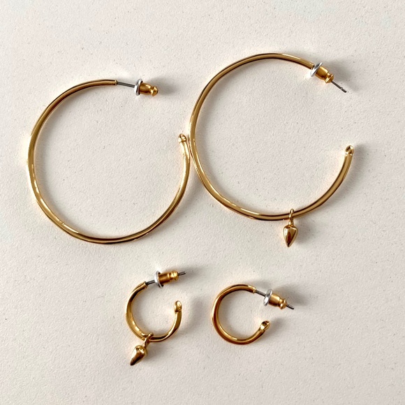 Stella & Dot Orbit Hoop Earrings - Gold - Picture 3 of 7